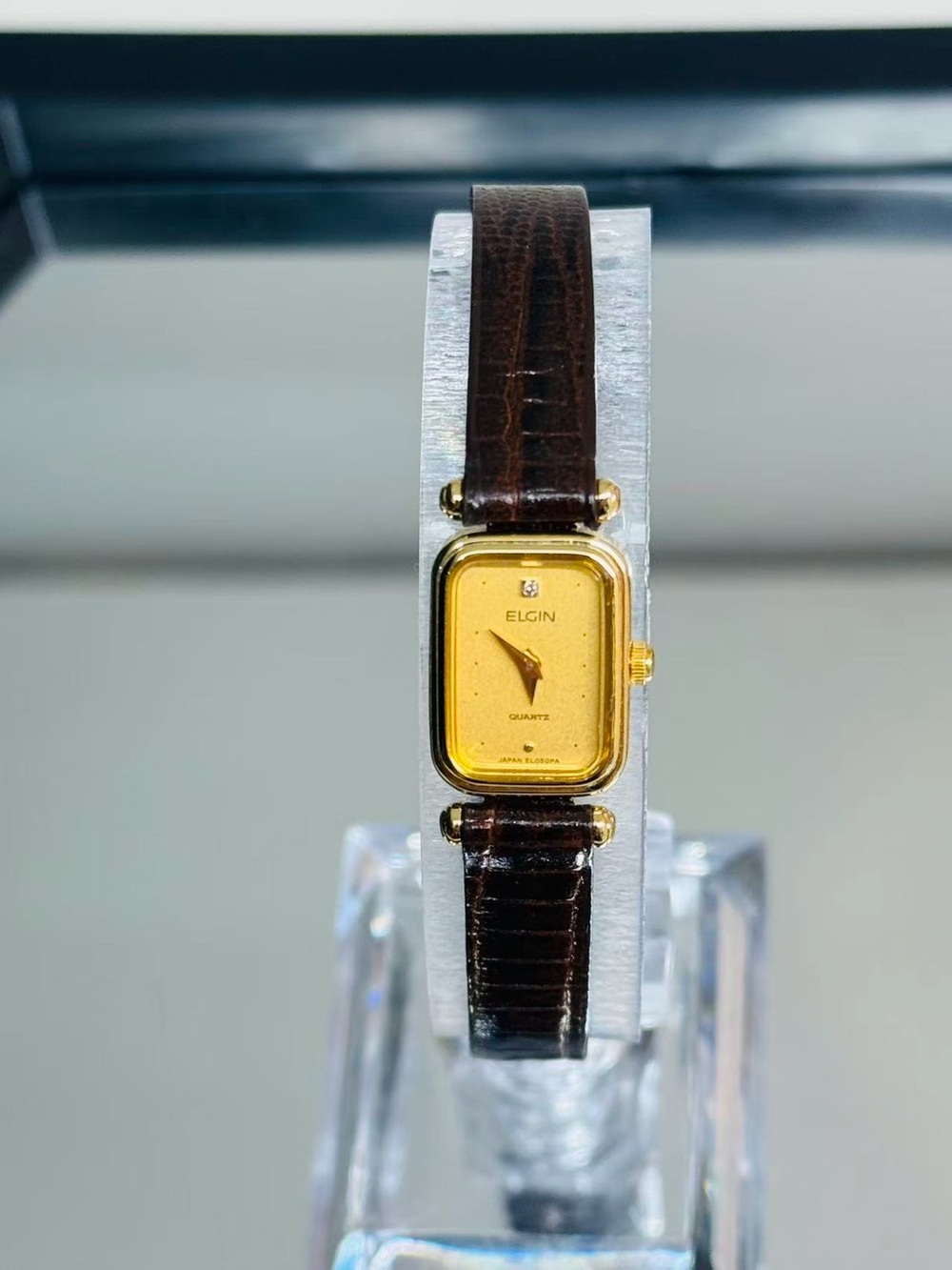 Vintage Elgin Women’s Quartz Watch Gold Tone Rectangular New Battery Runs